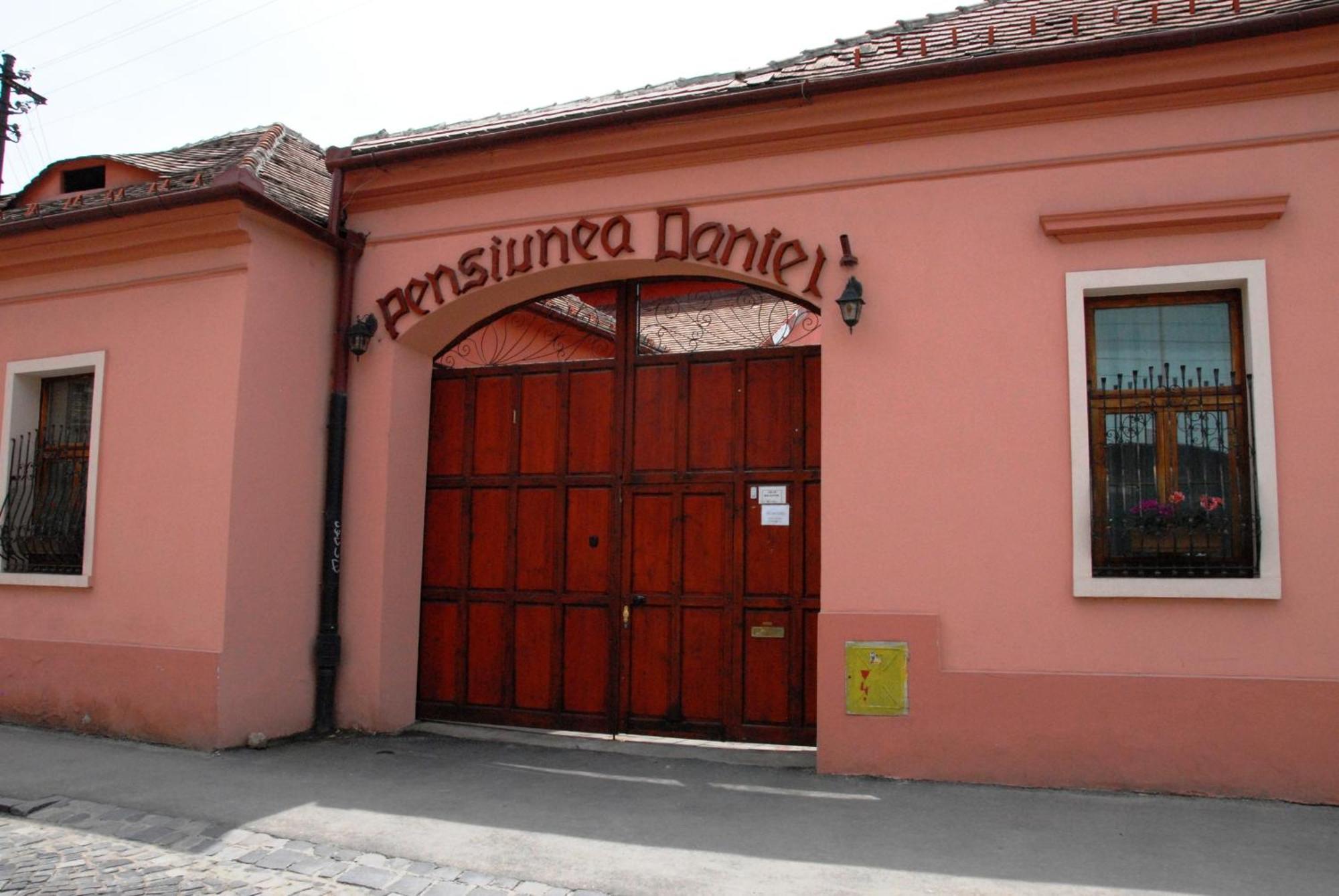 Pensiunea Daniel Sibiu Exteriér fotografie